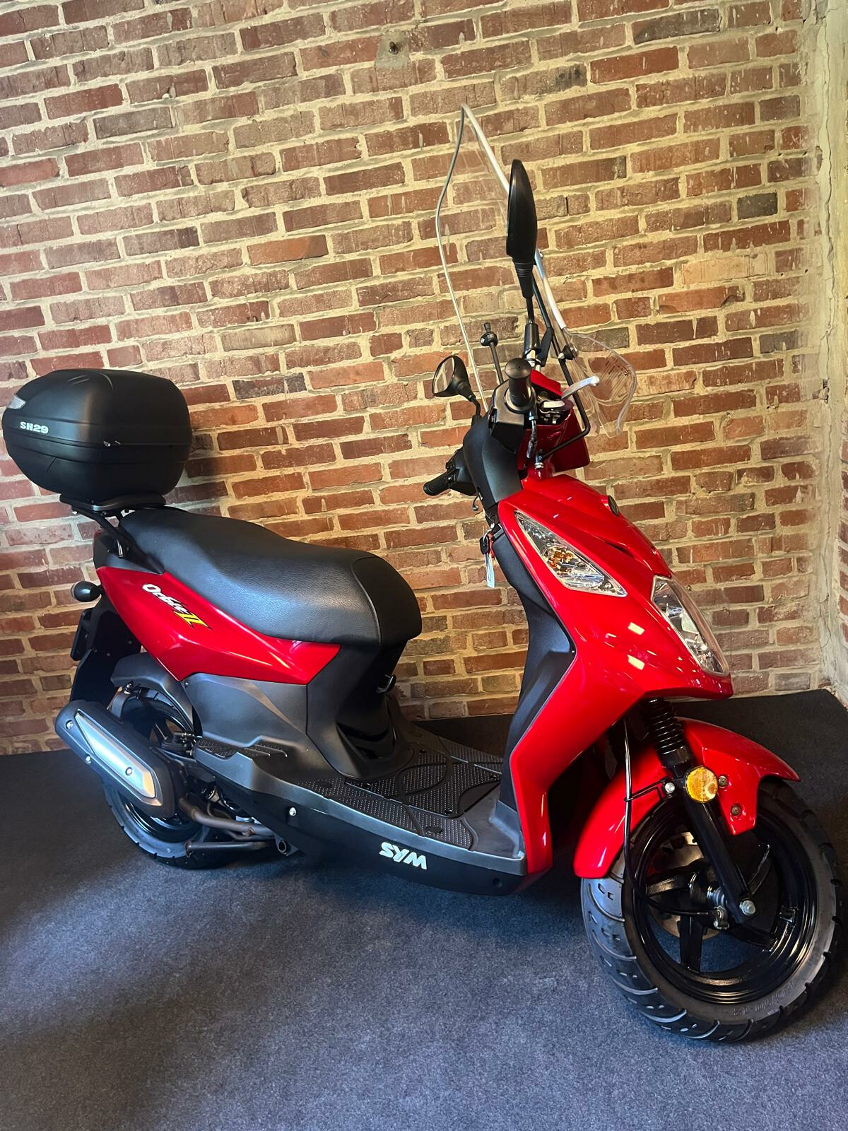 Sym Orbit 2 (25 km/h)