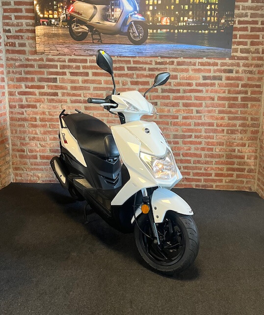 SYM Orbit 3 (25 km/h)