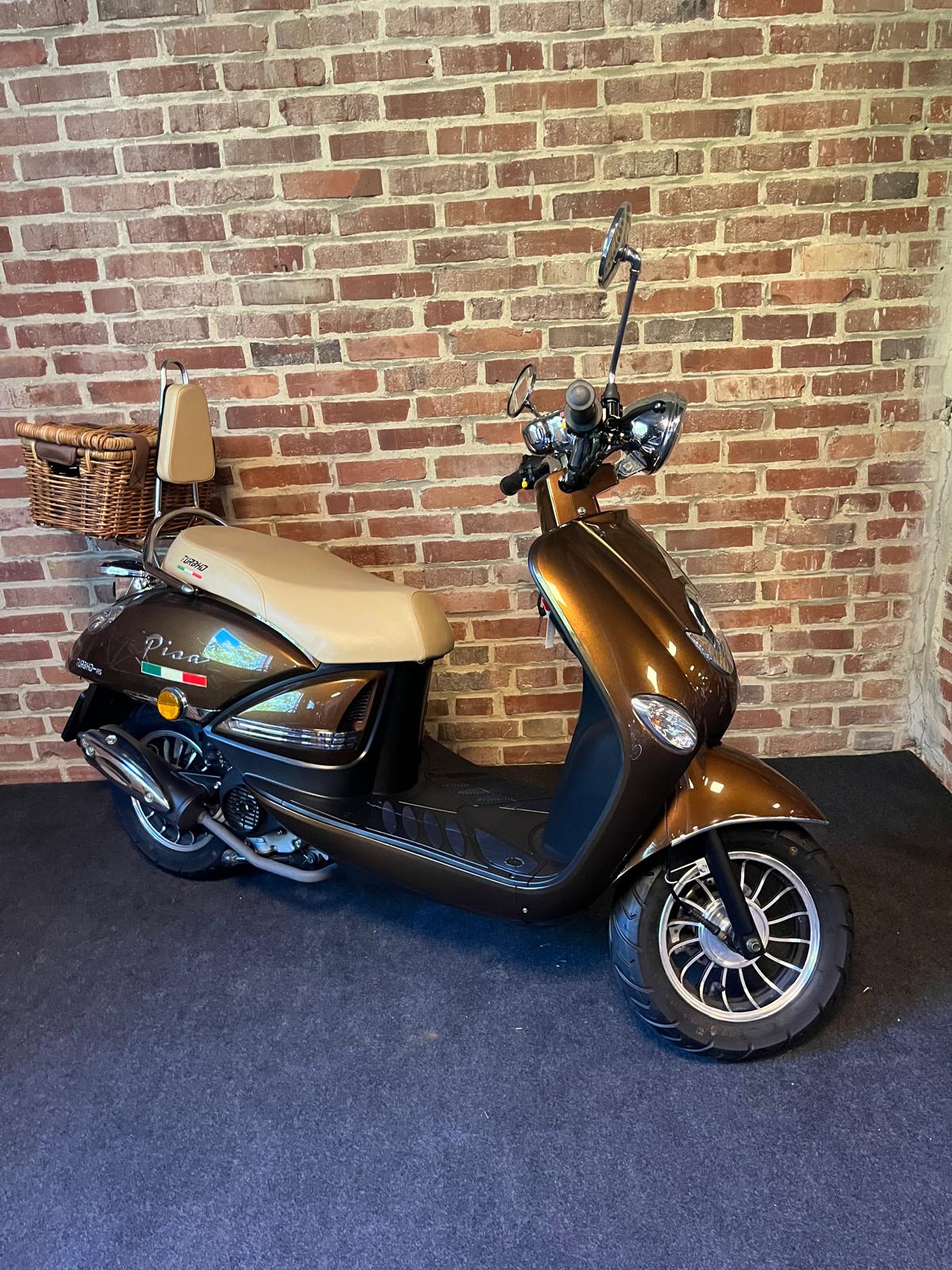 Turbho Pisa (25 km/h)